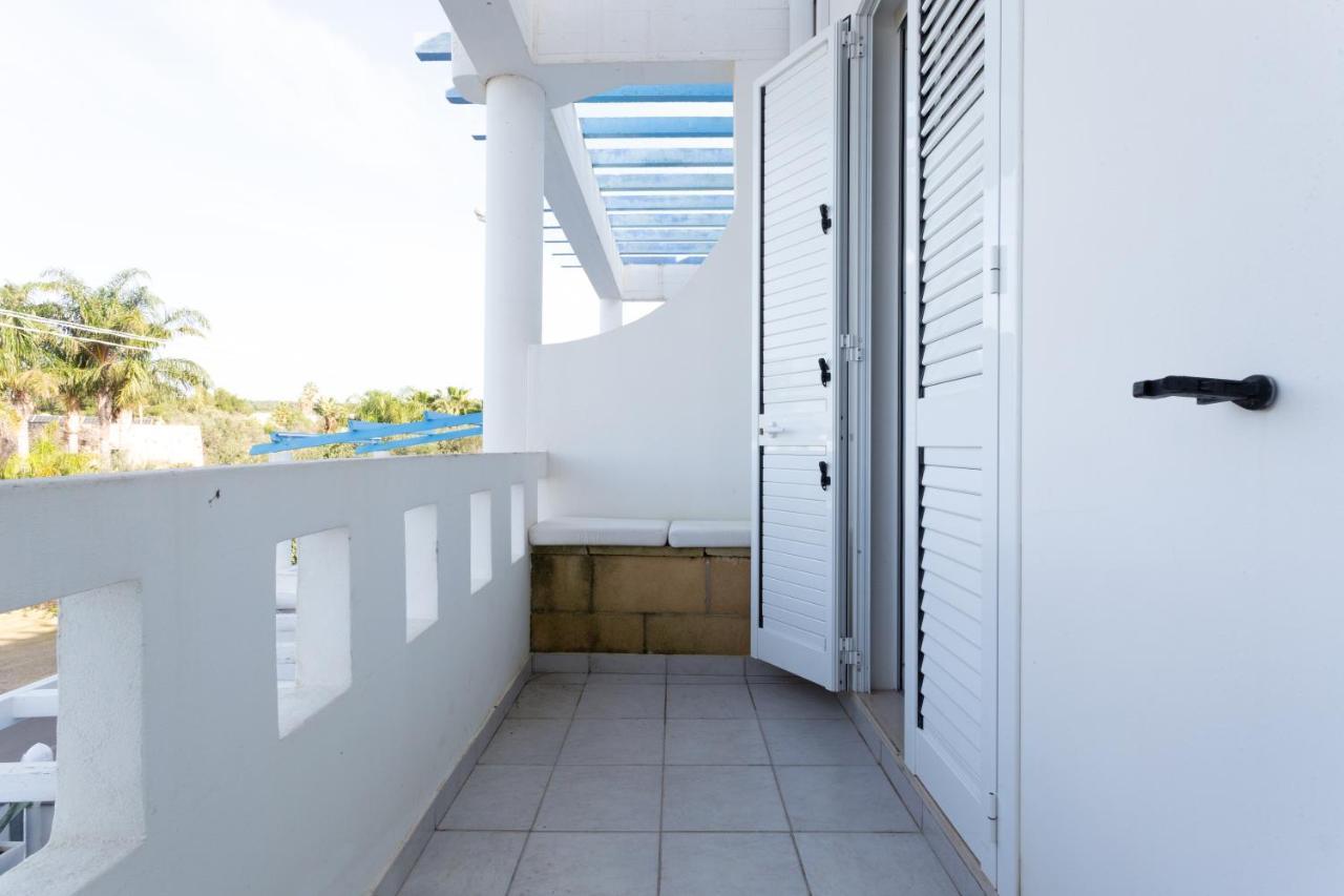 Apartamento Bilocale Climatizzato Con Vista Panoramica Ugento Exterior foto