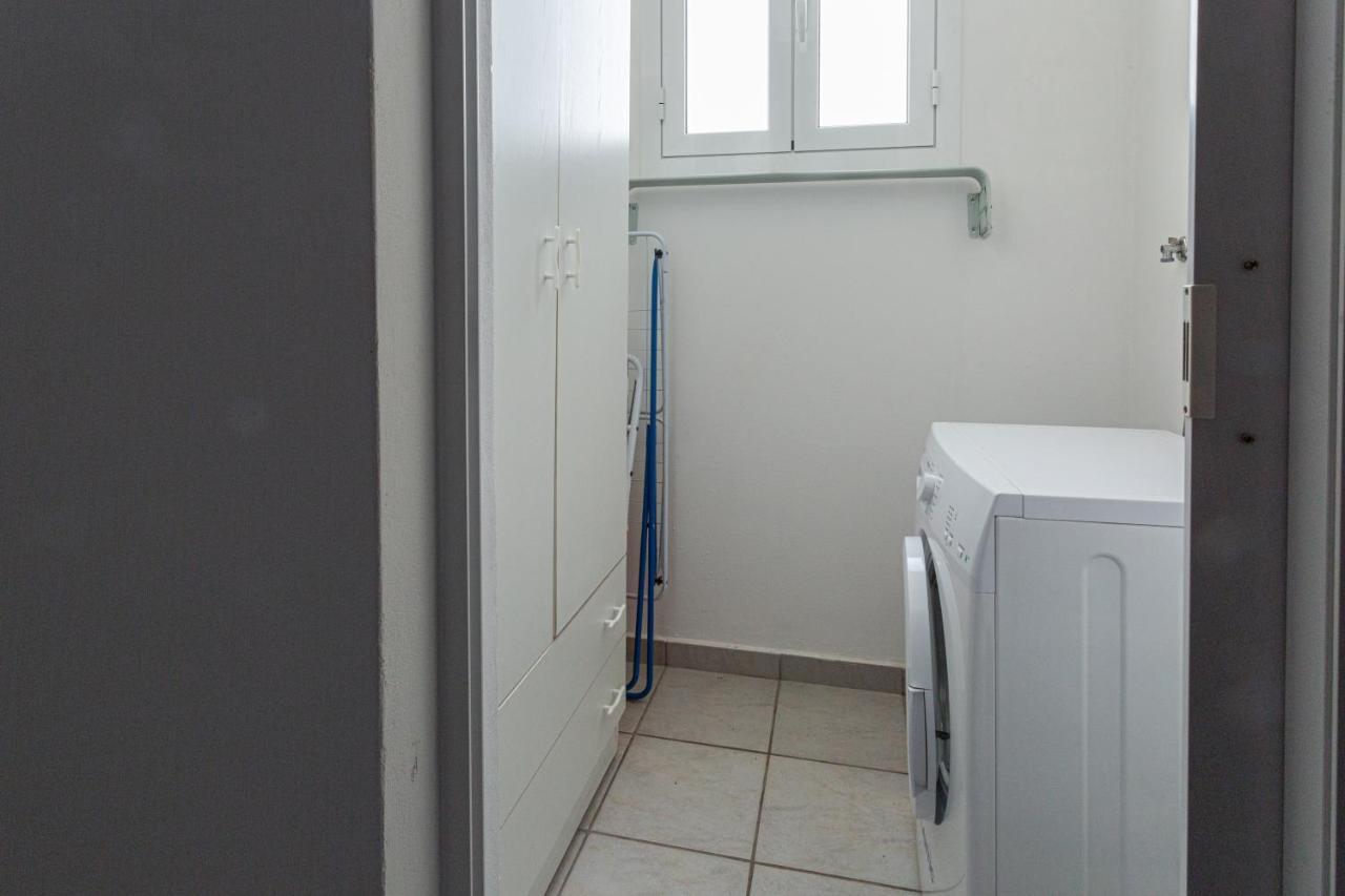 Apartamento Bilocale Climatizzato Con Vista Panoramica Ugento Exterior foto